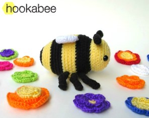 Little Bobby the bumble bee amigurumi crochet pattern by @hookabee crochet (www.hookabee.com) #crochet #amigurumi #bumblebee #bee #pattern #stuffedanimal