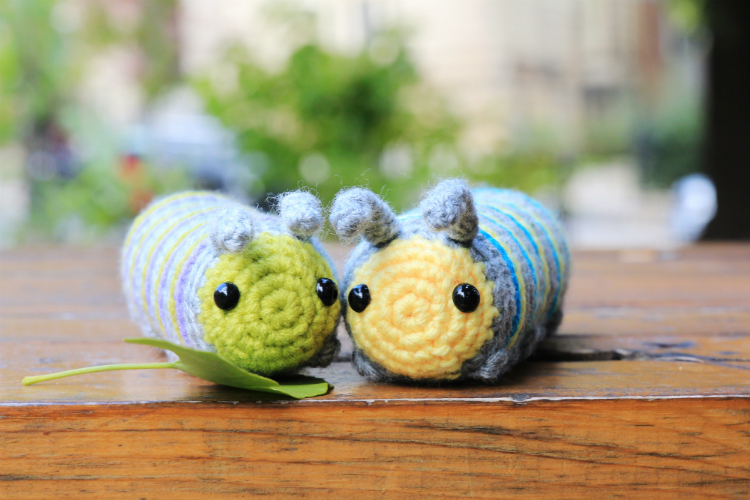 Spring Caterpillar amigurumi pattern by @hookabee