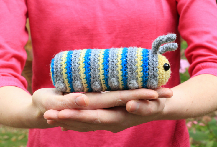 Spring Caterpillar amigurumi pattern by @hookabee